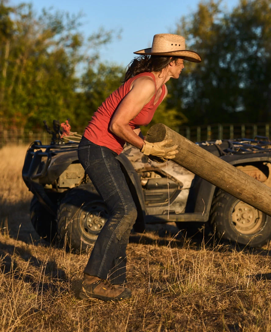 Keen Women's Dover 6" Waterproof Boot (Carbon-Fiber Toe) | Dark Earth/Black 8 Keen Women's Dover 6" Waterproof Boot (Carbon-Fiber Toe) | Dark Earth/Black - Image 6