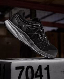 Keen Men's Vista Energy (Carbon-Fiber Toe) | Vapor/Black -Step Style Shop 1024584 PDP RightImage