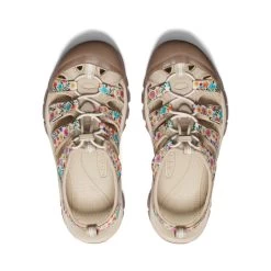 Keen Women's Newport Retro | Multi/Safari -Step Style Shop 4ccaca9f521de86aa4defb81b02571e3743d2738
