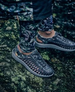 Keen Men's UNEEK Sneaker X ELNEST | Yakushima Forestra Camo -Step Style Shop KEEN M UNEEKxElnest Lifestyle PDP Single Left NoLogo