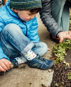 Keen Little Kids' Chandler 2 CNX Sneaker | Black Iris/Evening Primrose 16 Keen Little Kids' Chandler 2 CNX Sneaker | Black Iris/Evening Primrose -Step Style Shop KidsChandler2Lifestyle2 99f9024d f46e 40e1 a355 bb16a3625ada
