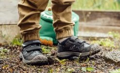 Keen Big Kids' Speed Hound | Black/Camo 13 Keen Big Kids' Speed Hound | Black/Camo -Step Style Shop KidsSpeedHoundPDPLifestyle1Kids1026194