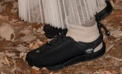 Keen Women's UNEEK High Top X HYKE | HYKE Timberwolf -Step Style Shop Lifestyle1Womens 1027976