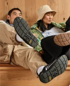 Keen Men's UNEEK | Tortoise Shell/Red Carpet -Step Style Shop MUNEEKOGLifestylePDPRight 1 c36ce02c 0db4 4dfc a19b 285190cf5784