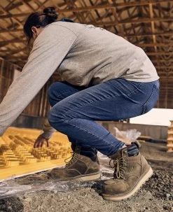 Keen Women's Cincinnati 6" Waterproof Boot (Carbon-Fiber Toe) | Belgian/Sandshell -Step Style Shop SDD 505 PDP Cincinnati 1023224 Right Image