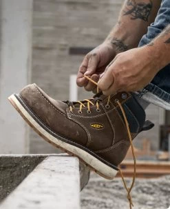 Keen Men's Cincinnati 6" Waterproof Boot (Carbon-Fiber Toe) | Dark Chocolate/Sandshell -Step Style Shop SDD 505 PDP Cincinnati 1026885 Right Image