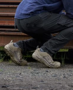 Keen Men's Reno KBF Waterproof (Carbon-Fiber Toe) | Brindle/Morel -Step Style Shop SDD 506 PDP Reno 1027106 Right Image