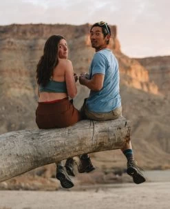 Keen Men's Targhee III Waterproof Mid | Bungee Cord/Black -Step Style Shop TargheeIIIMidPDPLifestyle3Mens 754d142c d2c0 4ea2 9720 dbe9abe057d1