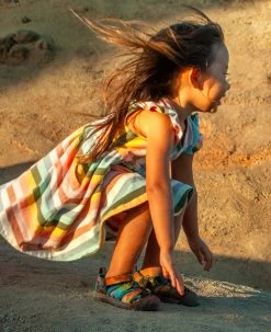 Keen Toddlers' Newport H2 | Rainbow Tie Dye -Step Style Shop TotsNewportH2LifestyleSingleRight d2c27f86 5567 4bab 9bf6 b170a545b50d