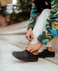 Keen Women's Howser III Slide | Dark Earth Velour 14 Keen Women's Howser III Slide | Dark Earth Velour -Step Style Shop WHowserIIISlideLifestylePDPLeft 57a54905 91e4 4b4f af33 6b34d9bd3672