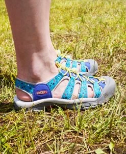 Keen Women's Newport Retro Sandal X Fuji Rock | Fuji Rock Festival 18 Keen Women's Newport Retro Sandal X Fuji Rock | Fuji Rock Festival -Step Style Shop WNewportRetroFRLifestylePDPRight