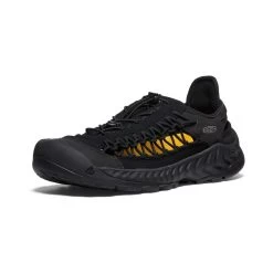 Keen Men's UNEEK NXIS | Triple Black/Black -Step Style Shop c1129b2ef4f007f66972c1f9f96ad78b1b7425b8